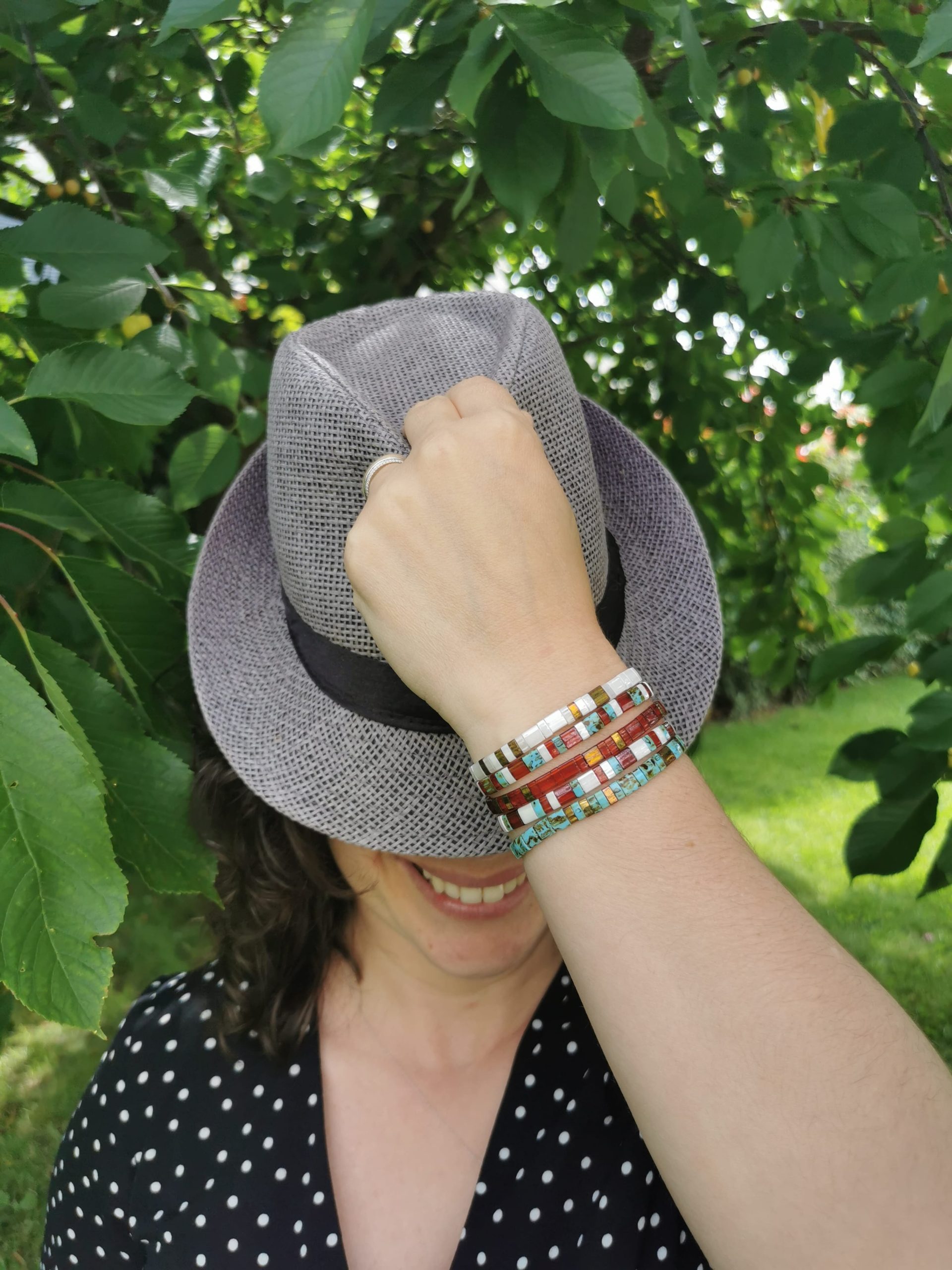 Sérénité solaire - bracelets portés